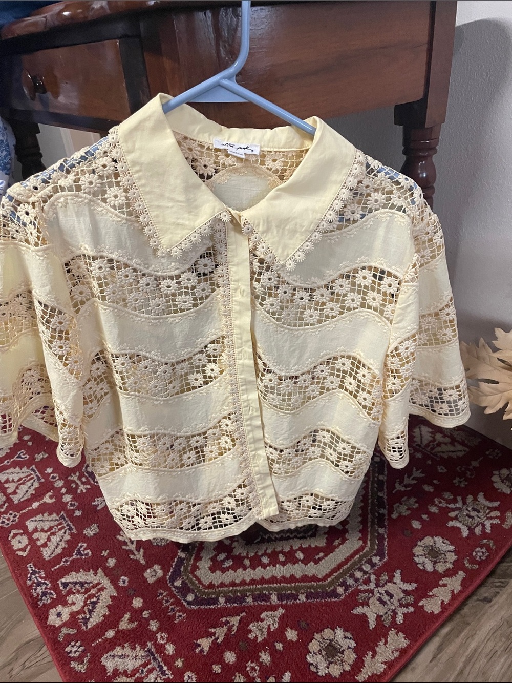 Women's yellow Lace Crochet Short-Sleeve Button Front Top